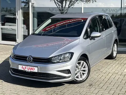 Used VOLKSWAGEN GOLF Petrol 2018 Ad 