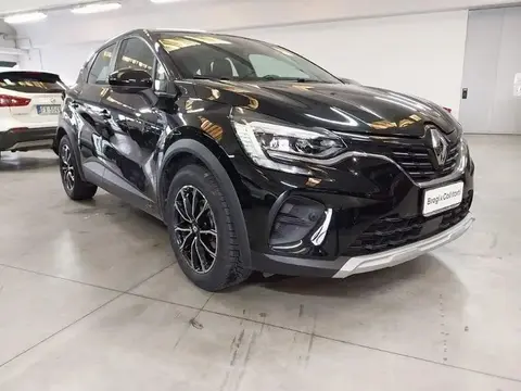 Used RENAULT CAPTUR Hybrid 2021 Ad 