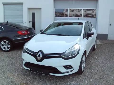 Used RENAULT CLIO Petrol 2017 Ad 