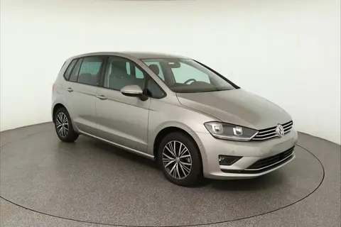 Used VOLKSWAGEN GOLF Petrol 2016 Ad 