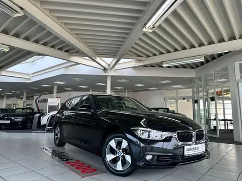 Used BMW SERIE 3 Petrol 2017 Ad 