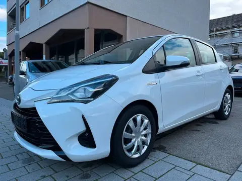 Used TOYOTA YARIS Hybrid 2019 Ad 