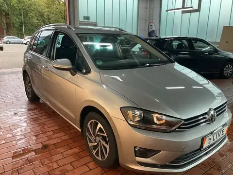 Used VOLKSWAGEN GOLF Petrol 2017 Ad 