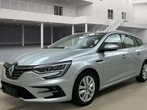 Used RENAULT MEGANE Hybrid 2021 Ad 