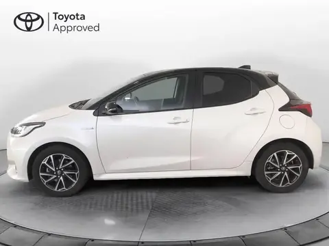 Used TOYOTA YARIS Hybrid 2021 Ad 