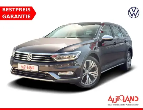 Used VOLKSWAGEN PASSAT Petrol 2018 Ad 