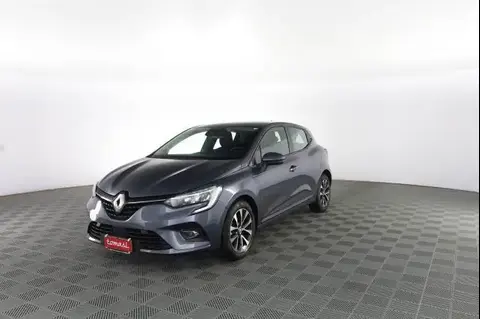 Used RENAULT CLIO Petrol 2022 Ad 