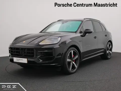 Used PORSCHE CAYENNE Hybrid 2024 Ad 