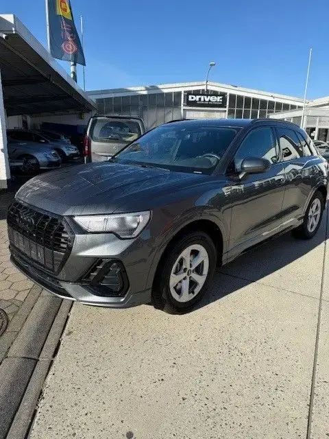 Annonce AUDI Q3 Essence 2023 d'occasion 