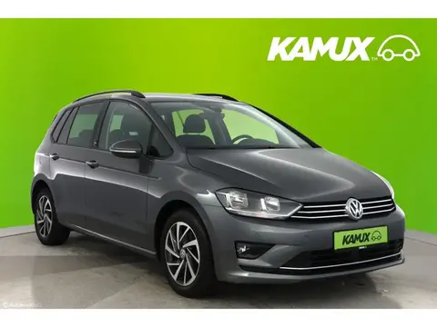 Used VOLKSWAGEN GOLF Petrol 2017 Ad 