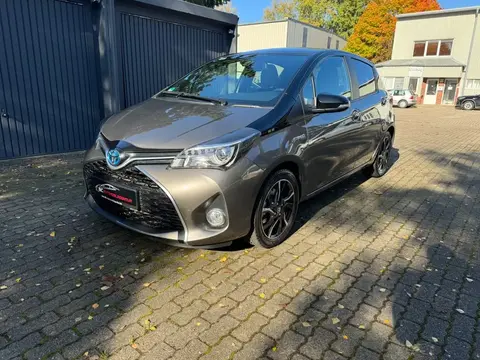 Used TOYOTA YARIS Hybrid 2016 Ad 