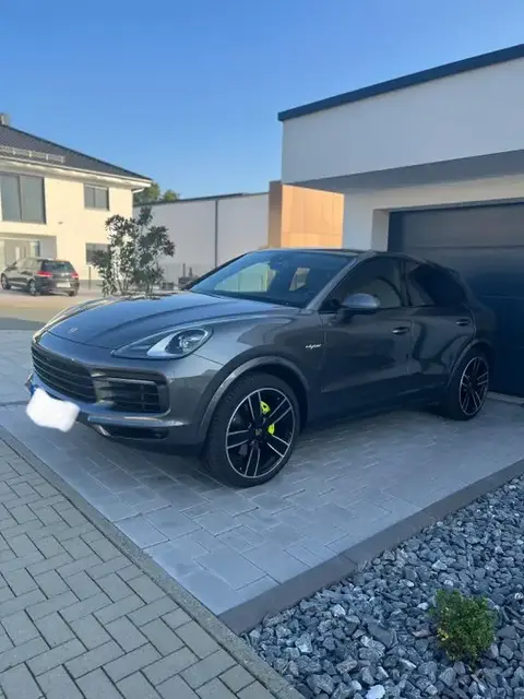 Used PORSCHE CAYENNE Hybrid 2020 Ad 