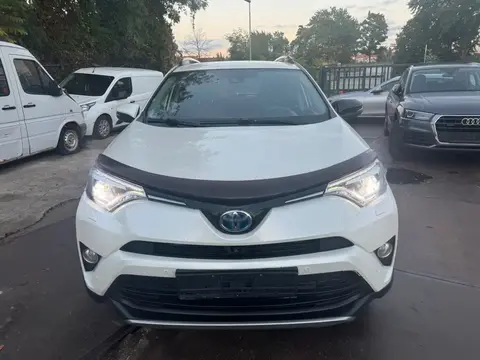 Used TOYOTA RAV4 Hybrid 2018 Ad 