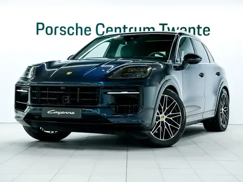 Used PORSCHE CAYENNE Hybrid 2023 Ad 