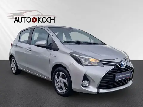 Used TOYOTA YARIS Hybrid 2016 Ad 