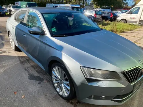 Annonce SKODA SUPERB Diesel 2017 d'occasion 