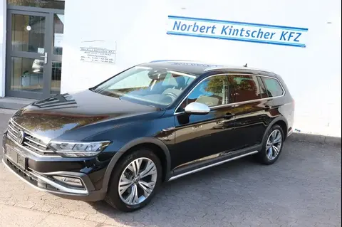 Used VOLKSWAGEN PASSAT Diesel 2023 Ad 