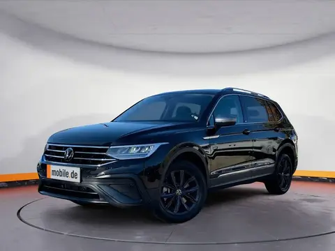 Used VOLKSWAGEN TIGUAN Petrol 2024 Ad 