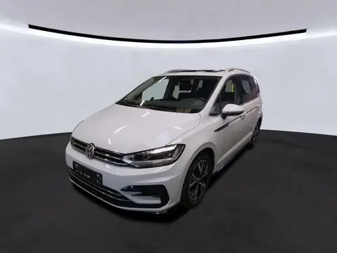 Used VOLKSWAGEN TOURAN Petrol 2020 Ad 