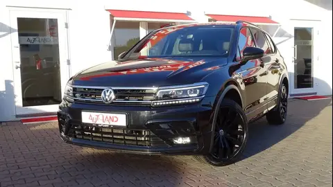 Used VOLKSWAGEN TIGUAN Petrol 2020 Ad 