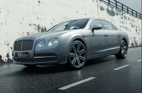 Annonce BENTLEY FLYING SPUR Essence 2017 d'occasion 