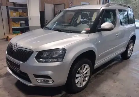 Used SKODA YETI Petrol 2015 Ad 