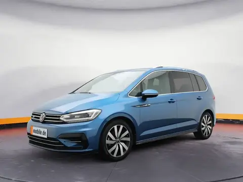 Used VOLKSWAGEN TOURAN Petrol 2021 Ad 