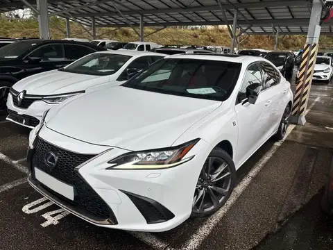 Used LEXUS ES Hybrid 2021 Ad 