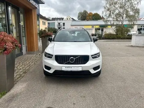 Used VOLVO XC40 Hybrid 2021 Ad 