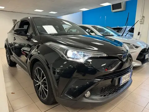 Used TOYOTA C-HR Hybrid 2018 Ad 