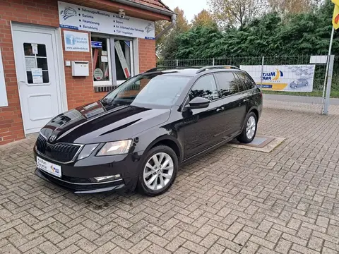 Used SKODA OCTAVIA Petrol 2020 Ad 