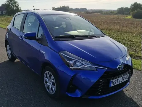 Used TOYOTA YARIS Hybrid 2019 Ad 