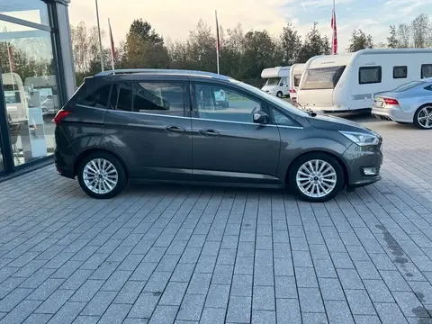 Used FORD GRAND C-MAX Petrol 2018 Ad 