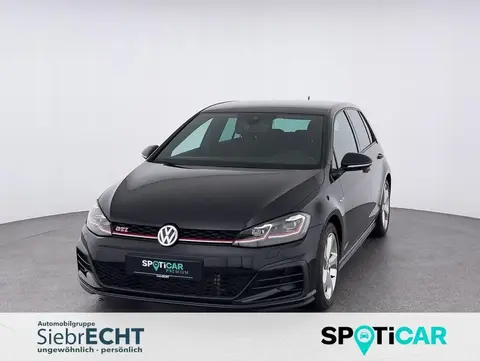 Used VOLKSWAGEN GOLF Petrol 2017 Ad 