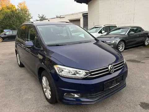 Used VOLKSWAGEN TOURAN Petrol 2017 Ad 