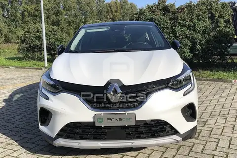 Used RENAULT CAPTUR Hybrid 2021 Ad 