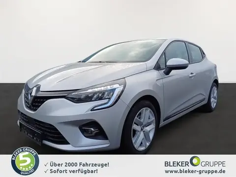 Used RENAULT CLIO Petrol 2022 Ad 