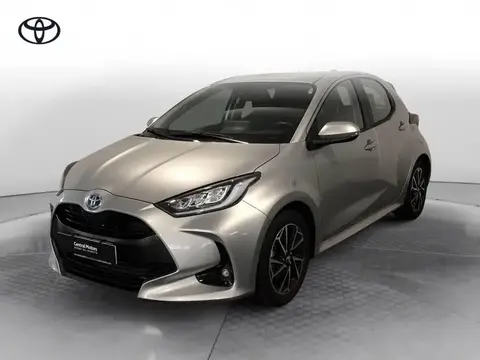 Used TOYOTA YARIS Hybrid 2022 Ad 