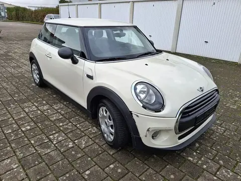 Used MINI ONE Petrol 2017 Ad 