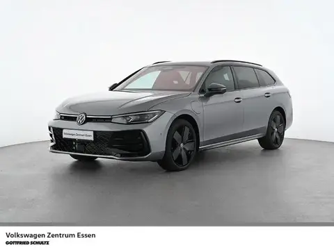 Used VOLKSWAGEN PASSAT Hybrid 2024 Ad 