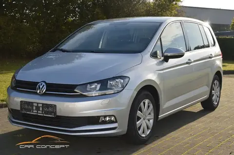 Used VOLKSWAGEN TOURAN Petrol 2018 Ad 