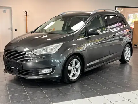 Used FORD GRAND C-MAX Petrol 2015 Ad 