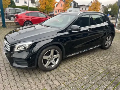 Annonce MERCEDES-BENZ CLASSE GLA Essence 2017 d'occasion 