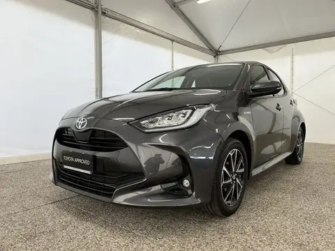 Used TOYOTA YARIS Hybrid 2021 Ad 