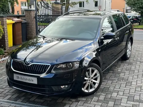 Used SKODA OCTAVIA Petrol 2017 Ad 