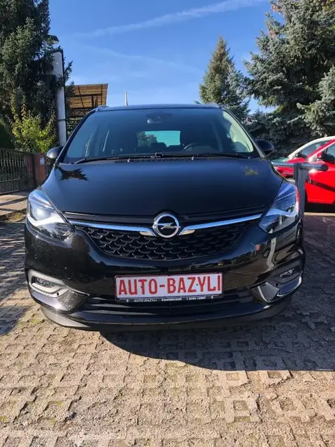 Used OPEL ZAFIRA Petrol 2019 Ad Germany