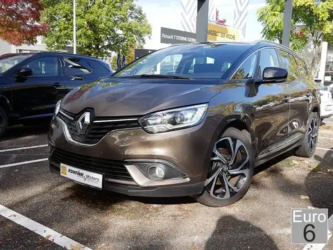 Used RENAULT SCENIC Petrol 2017 Ad Germany