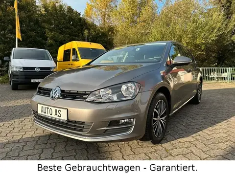 Used VOLKSWAGEN GOLF Petrol 2016 Ad 