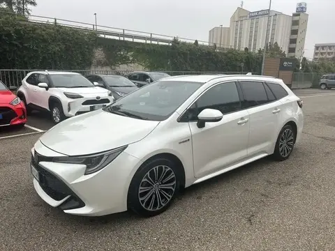 Used TOYOTA COROLLA Hybrid 2020 Ad 