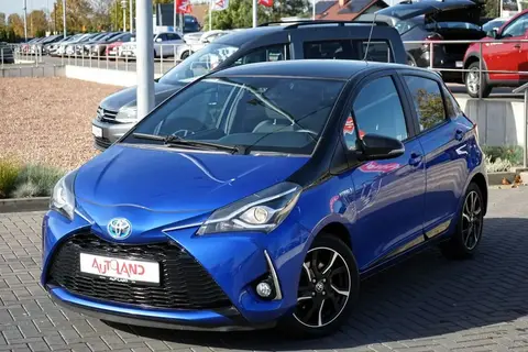 Used TOYOTA YARIS Hybrid 2017 Ad 